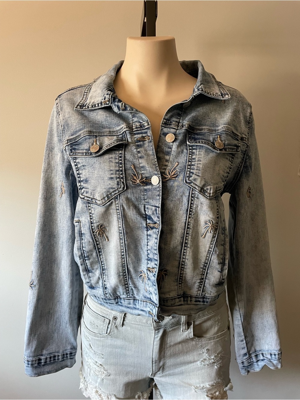 Esqualo Jeans Acid Wash Palm Tree Denim Jacket Embroidered Light Wash